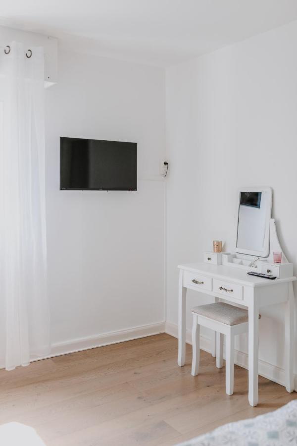 Le Cosy Avec Piscine, Balcon Et Parking Apartment Trouville-sur-Mer Exterior foto